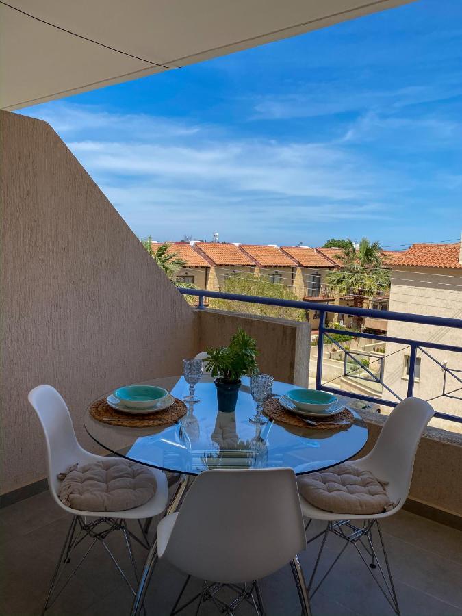 Summer getaway: Stunning 1 bedroom apartment! Polis Exterior foto